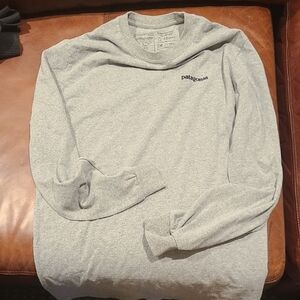 Patagonia Light Gray Crew Neck Shirt